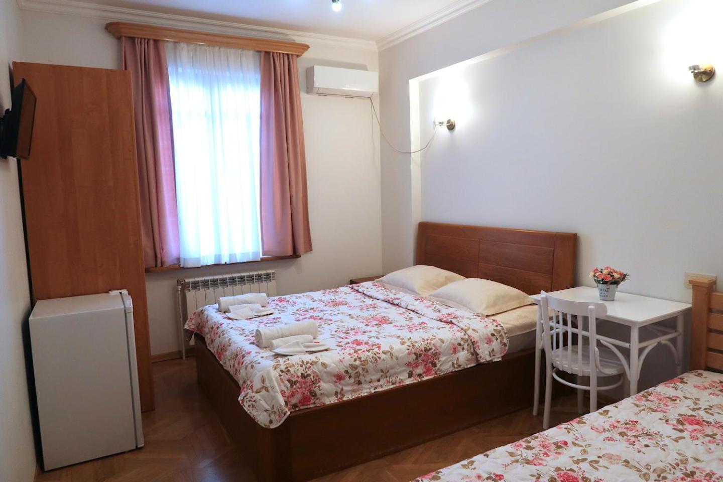 Guest House Merci Tbilisi Exterior photo