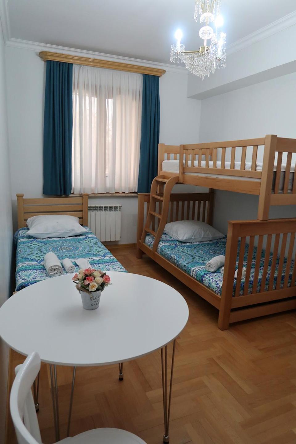 Guest House Merci Tbilisi Exterior photo